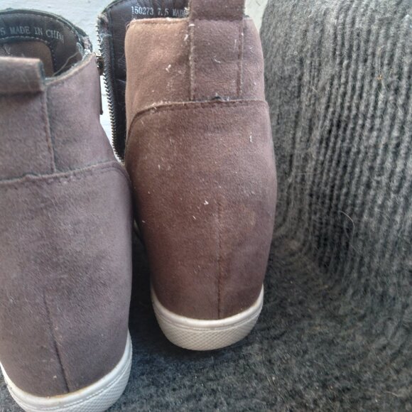 LIGHT BROWN HIGH-TOP SHOE ANKLE BOOT FAUX LEATHER ZIPPERS SIZE 7.5 - Picture 5 of 8